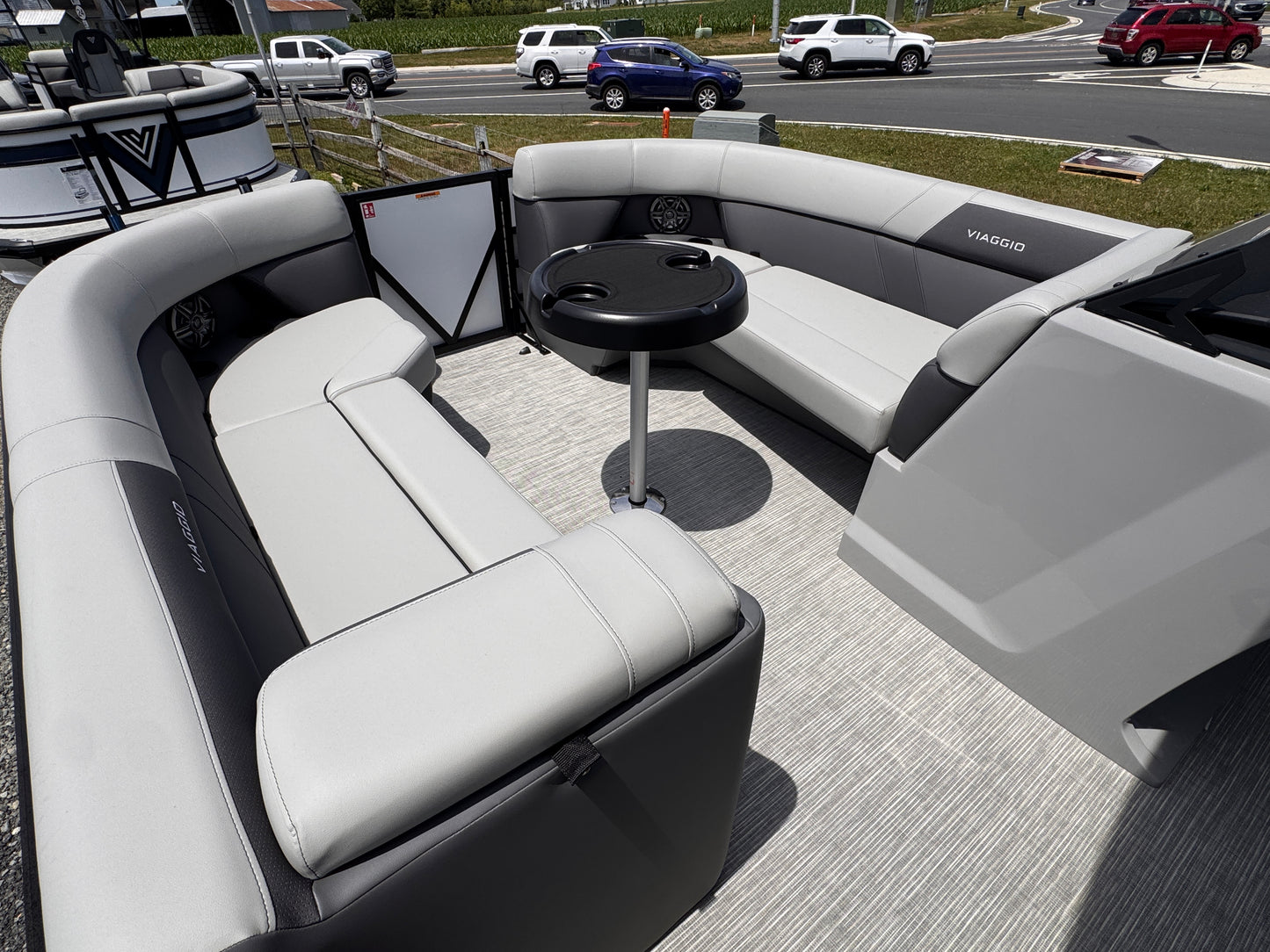 2026 Viaggio Lago V22S Tripletoon