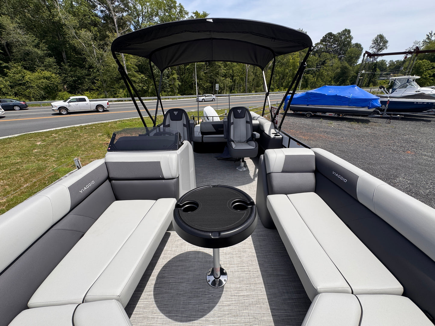 2026 Viaggio Lago V22S Tripletoon