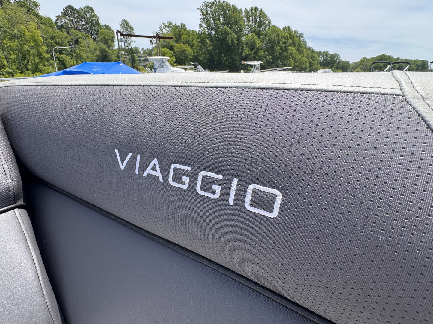 2026 Viaggio Lago V22S Tripletoon