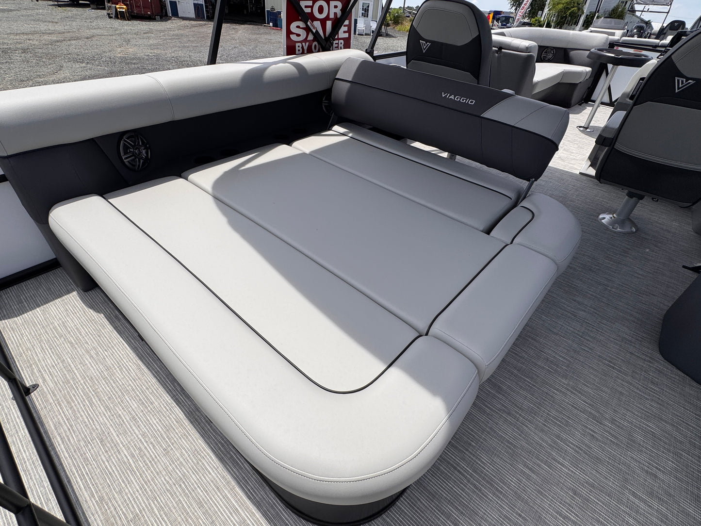 2026 Viaggio Lago V22S Tripletoon