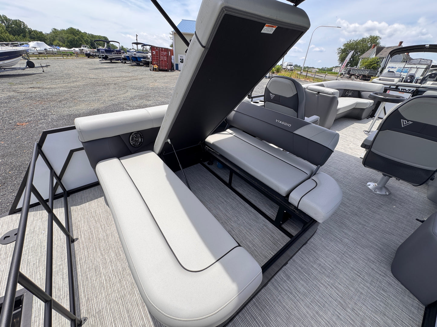 2026 Viaggio Lago V22S Tripletoon