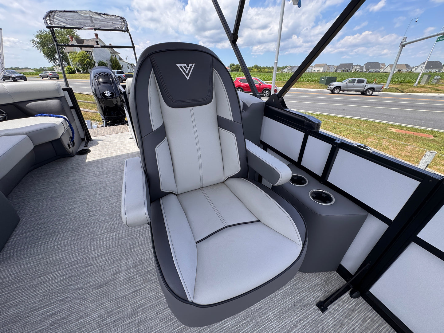 2026 Viaggio Lago V22U Tripletoon