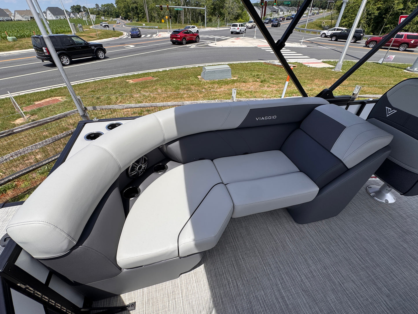 2026 Viaggio Lago V22U Tripletoon