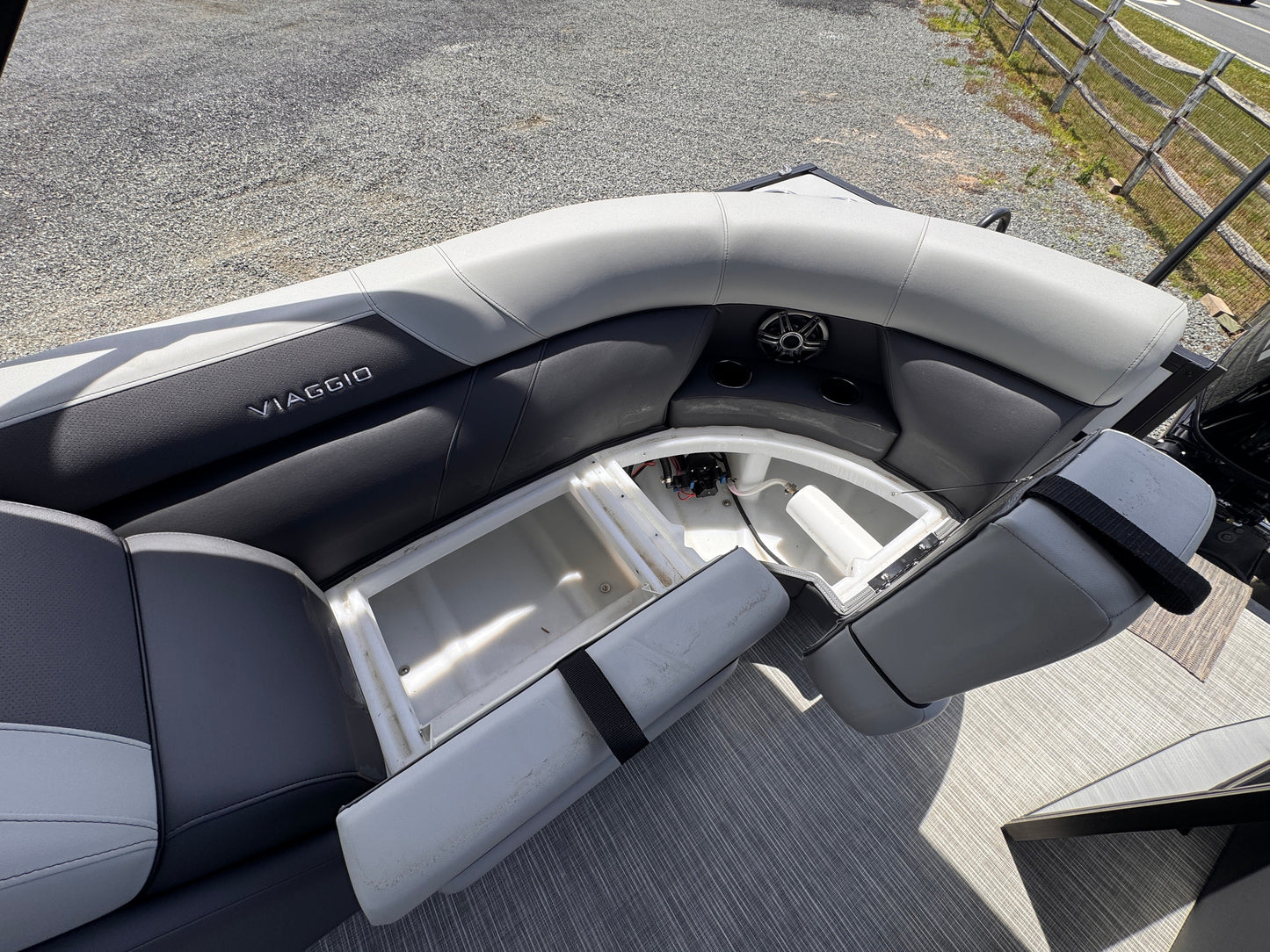 2026 Viaggio Lago V22U Tripletoon