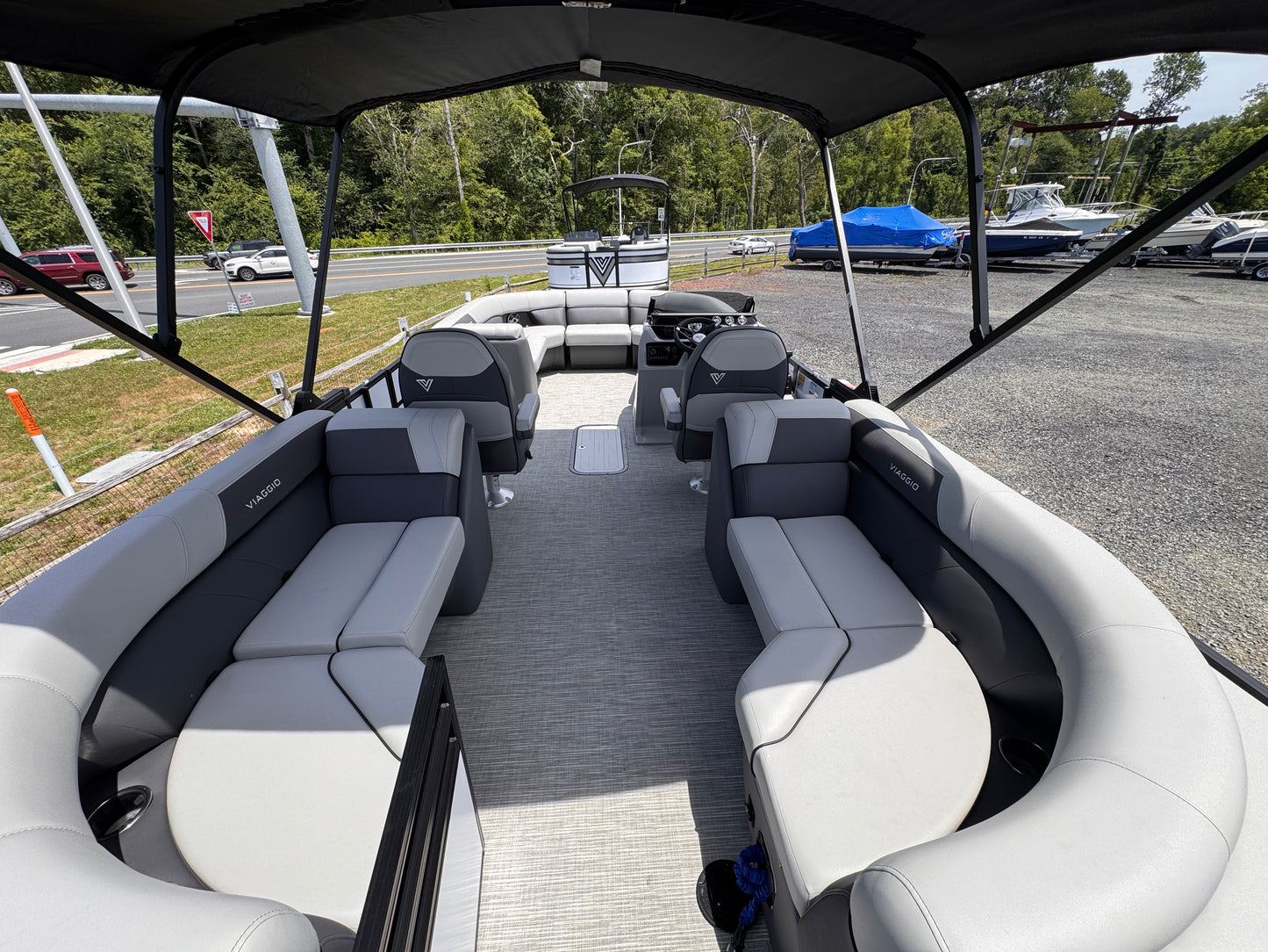 2026 Viaggio Lago V22U Tripletoon