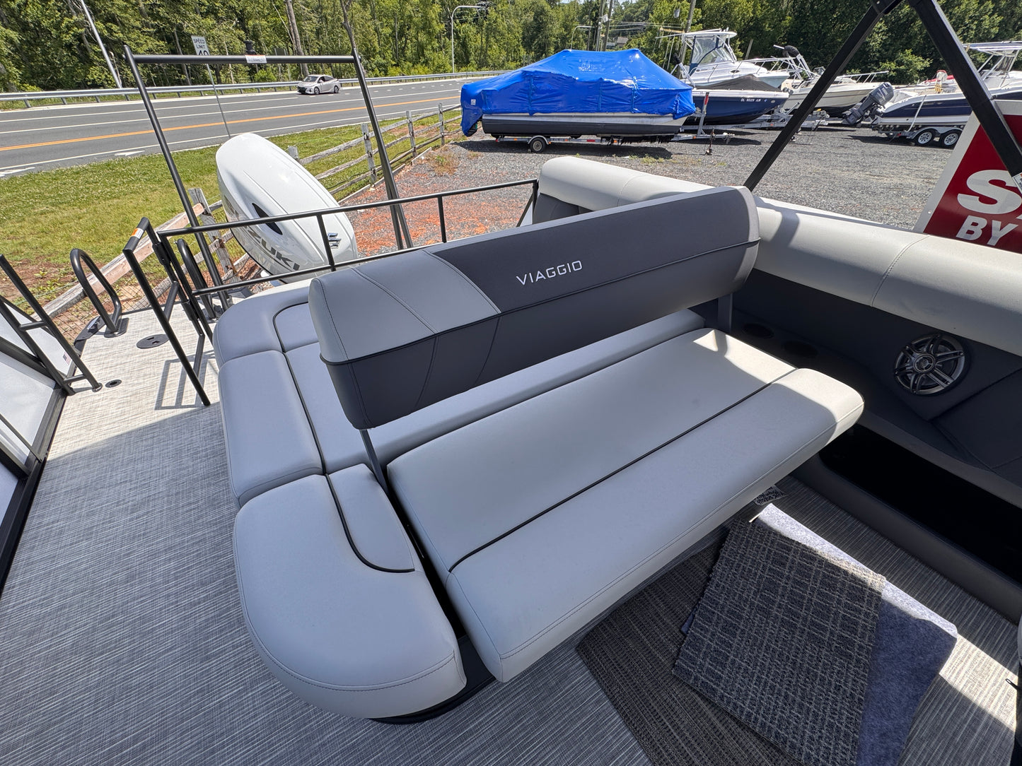 2026 Viaggio Lago V22S Tripletoon