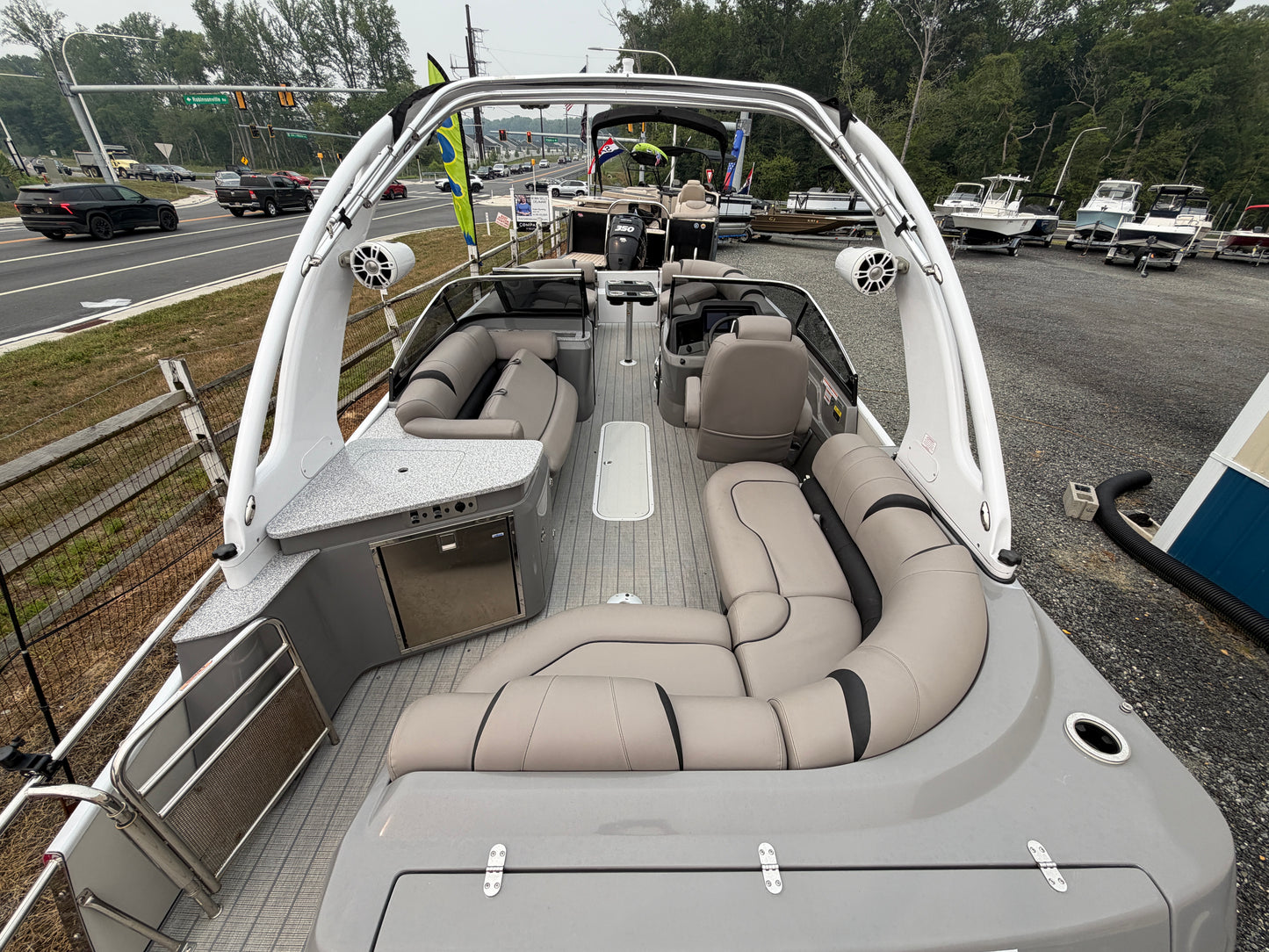 2022 Avalon Excalibur