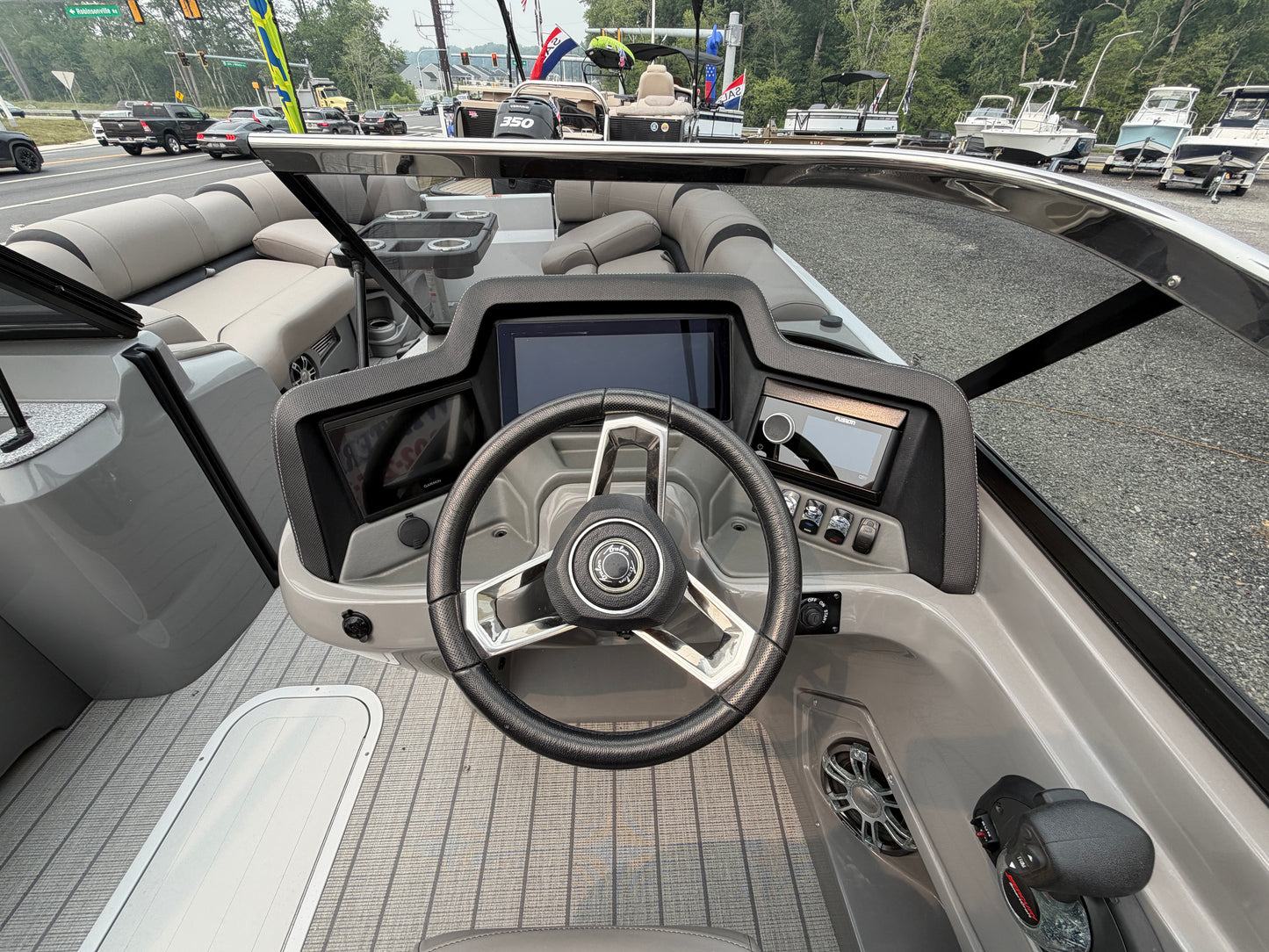 2022 Avalon Excalibur