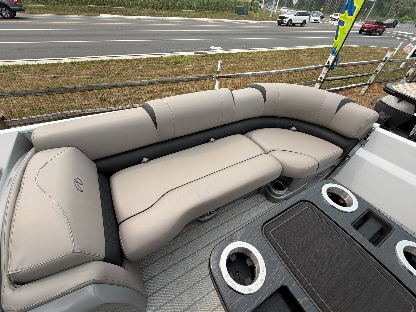 2022 Avalon Excalibur