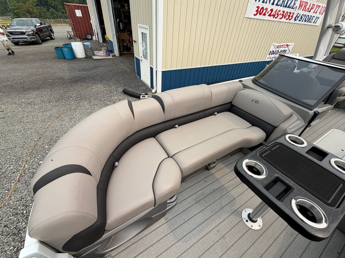 2022 Avalon Excalibur