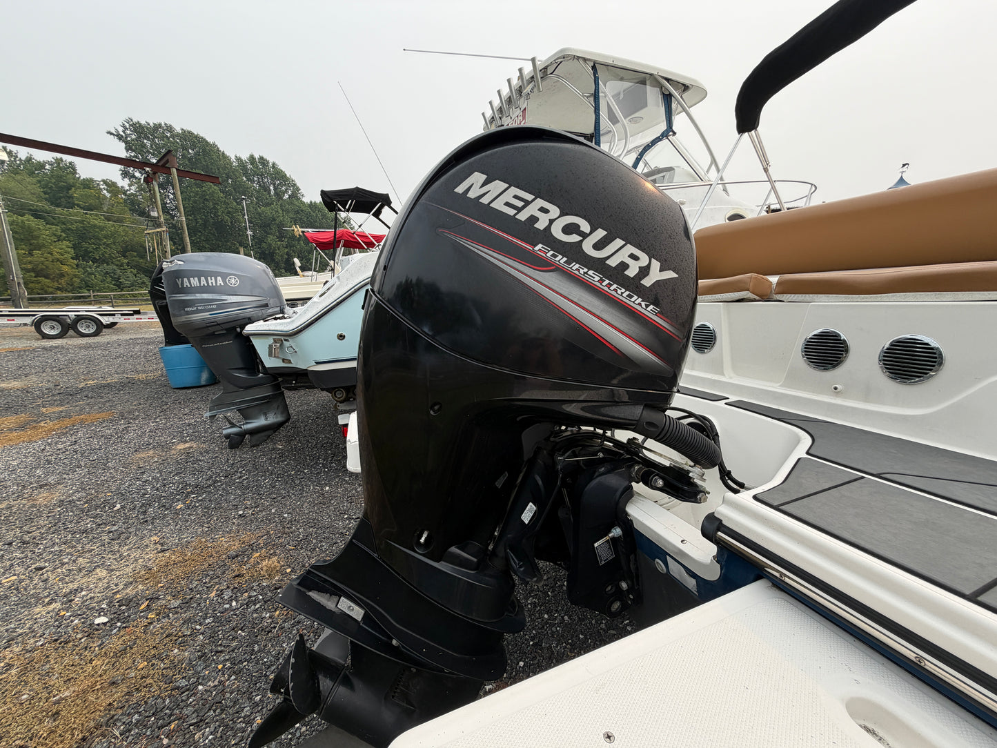 2019 Bayliner DX2000